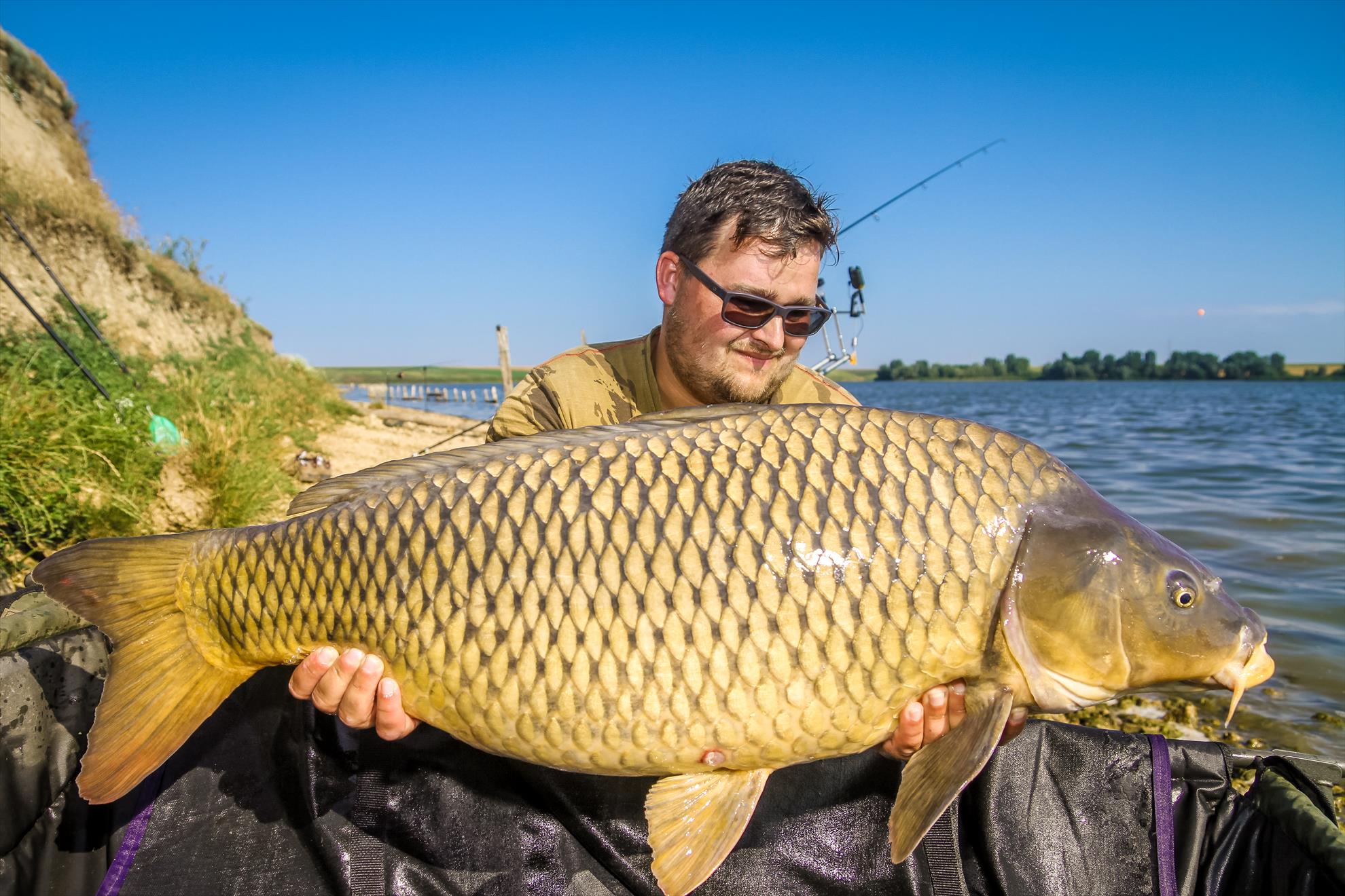 Veste buna pentru pescari! Nu vom avea parte de o toamna ploioasa!